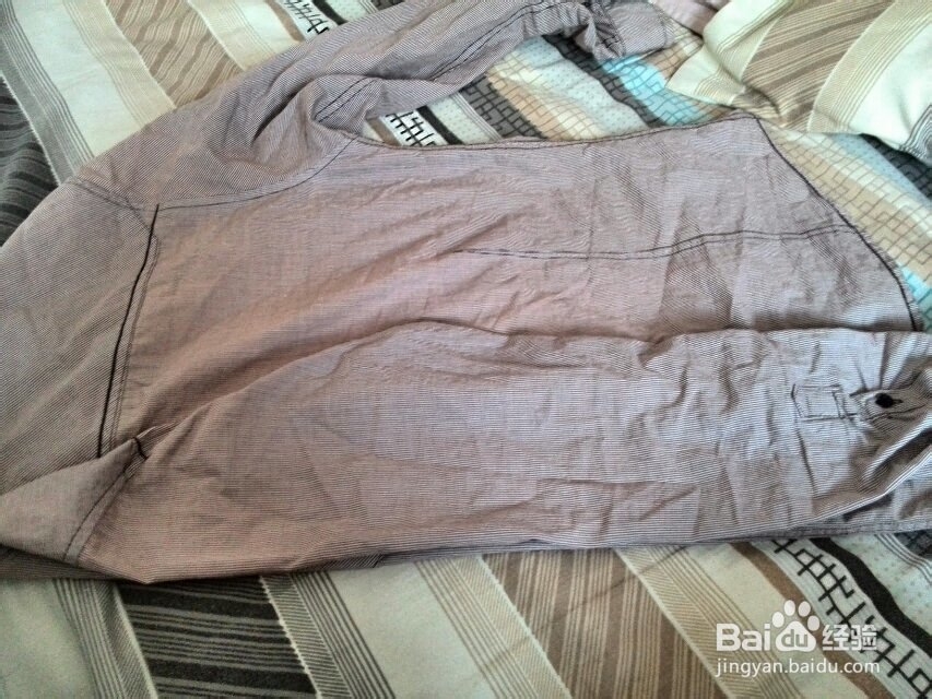 如何简单折叠衬衫