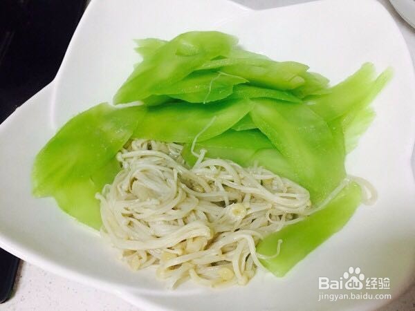 酸爽的金针肥牛，好吃到爆！