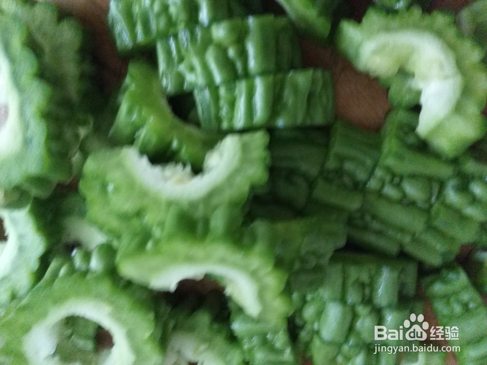 健康食谱:苦瓜烤鸡翅