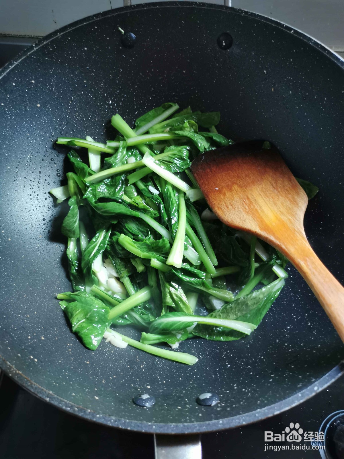 蒜炒菜心的做法