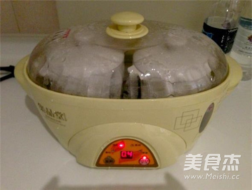 椰奶红豆燕窝
