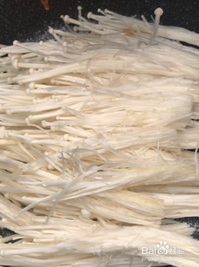 怎么做蒜香鸡胸肉?