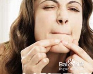 脸上起脓包怎么处理？能挤吗？