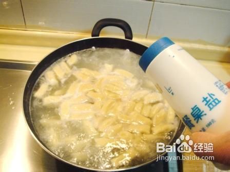 黑椒酱炒马铃薯面疙瘩