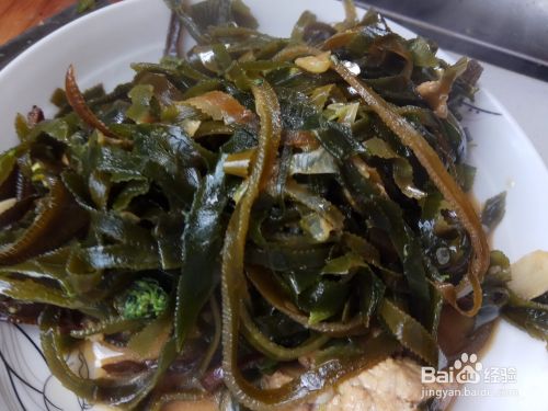 排骨汤炖海带丝家常菜的做法