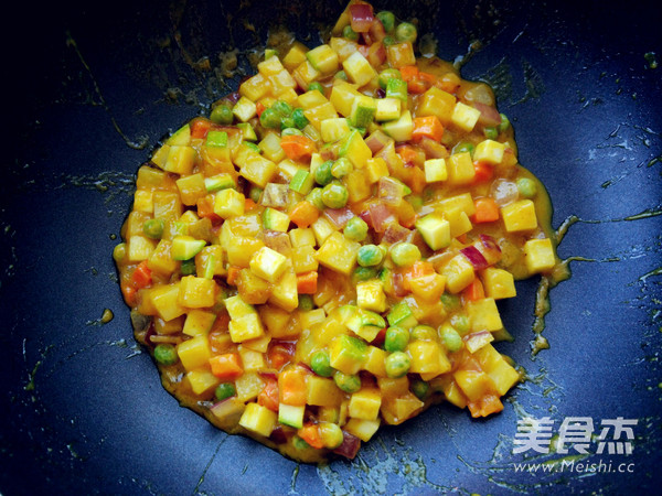 咖喱鸡丁饭的做法