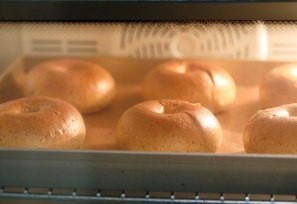 低油低糖的红茶贝果