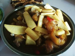 广西甜酸猪脚的做法