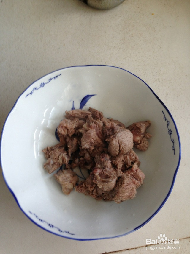 牛腩炖番茄的做法