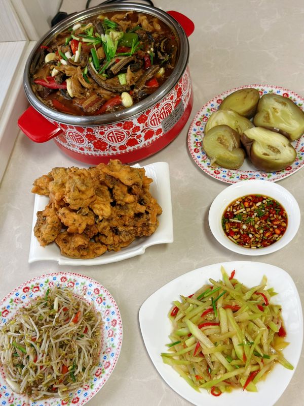 鳝鱼咸菜炖黄瓜