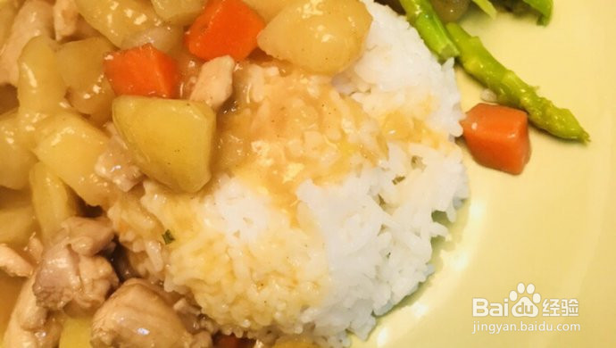 咖喱土豆鸡丁饭的做法