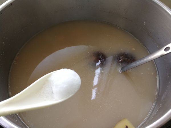 海参鲍鱼大骨汤