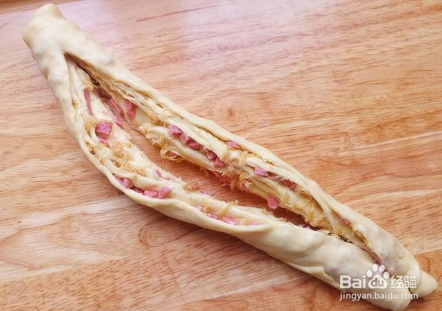 家庭自制咸香热狗肉松软面包