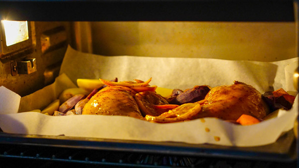 黑胡椒土豆炒鸡腿