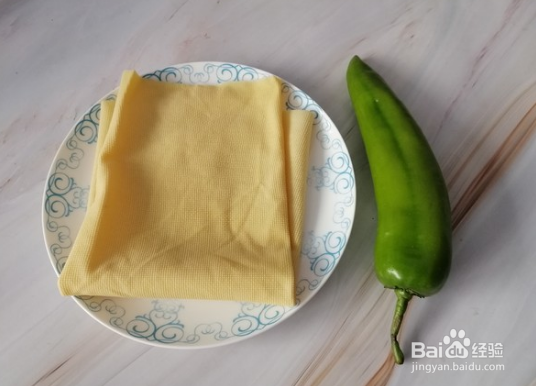 尖椒炒豆腐皮我的最爱