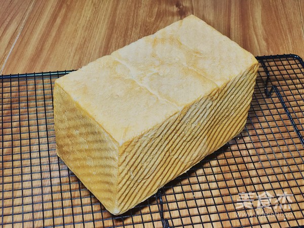 全麦葡萄干吐司