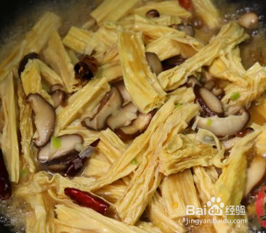 如何做红烧腐竹香菇