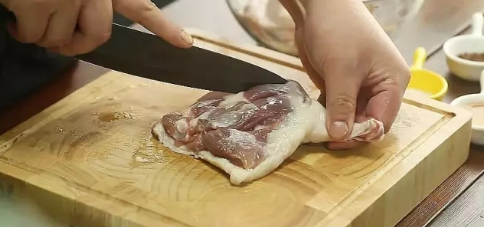 空气炸蜜汁烤鸭腿懒人版方法
