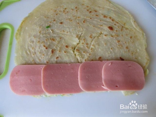 鸡蛋午餐肉卷饼