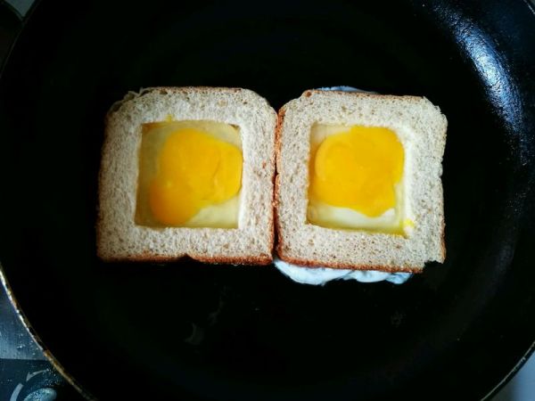 芝士火腿三明治