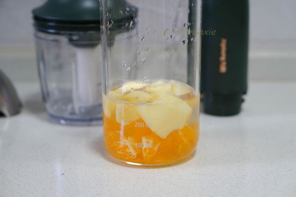 宝宝辅食苹果橙子汁