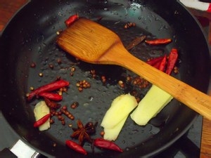 红烧排骨的做法