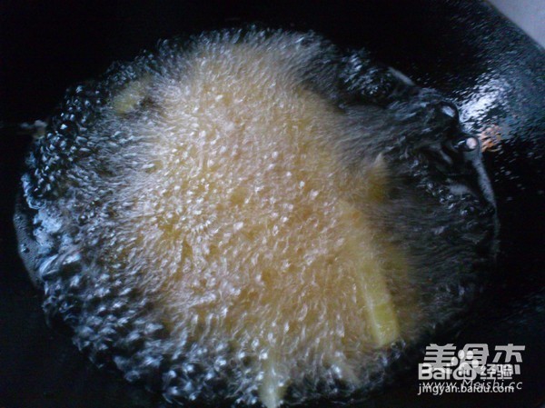 如何炸出金黄色的薯条