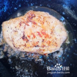 香煎鸡胸肉(蜂蜜蒜香)