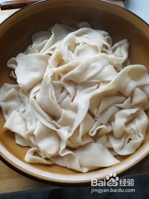 油泼扯面的制作方法