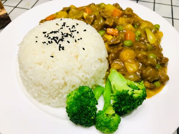 咖喱鸡肉杏鲍菇饭