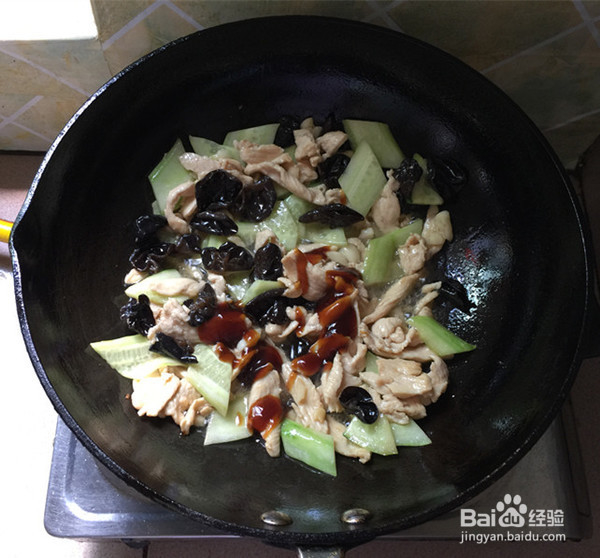 小炒鸡胸肉的制作方法