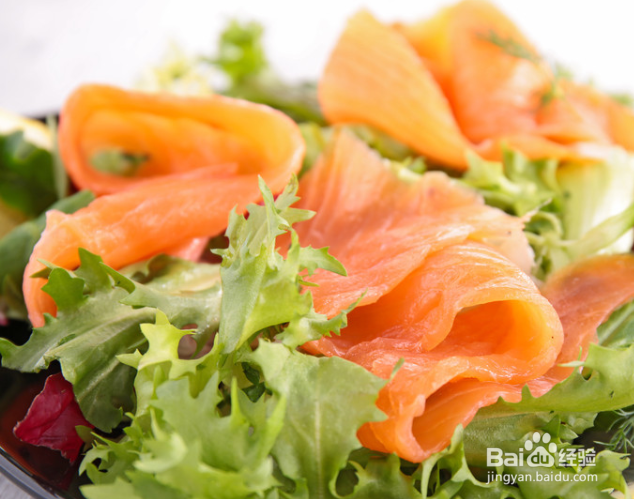 三文鱼沙拉的做法