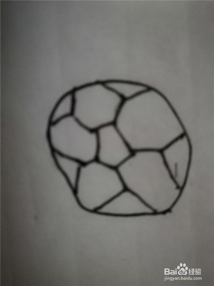 怎么样用简笔画画足球
