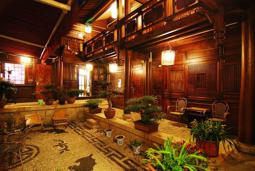 怎样查找丽江旅游客栈