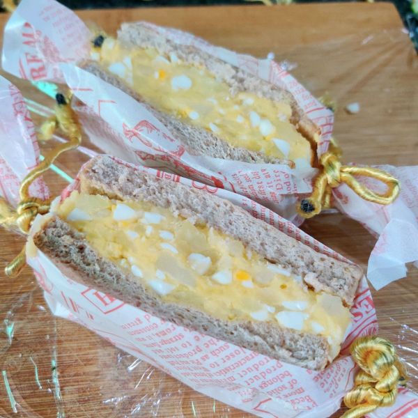 鸡蛋土豆爱心三明治