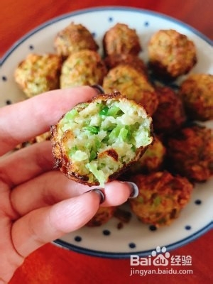 炸萝卜丝丸子