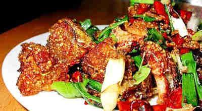 怎样享受凤凰古城的美食