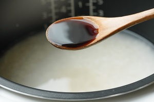教你制作美味的南瓜鸡肉焖饭