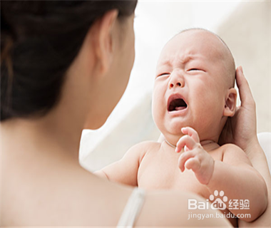 如何预防和治疗宝宝上火