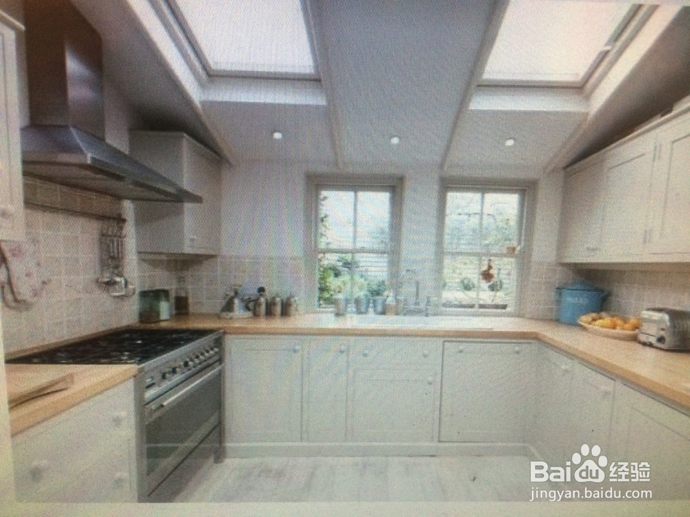 怎么清理厨房地板？