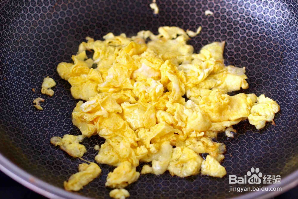 怎么样做美味的泡菜核桃炒饭