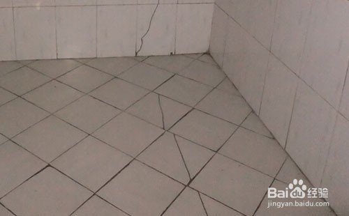 地板砖裂缝怎么修补