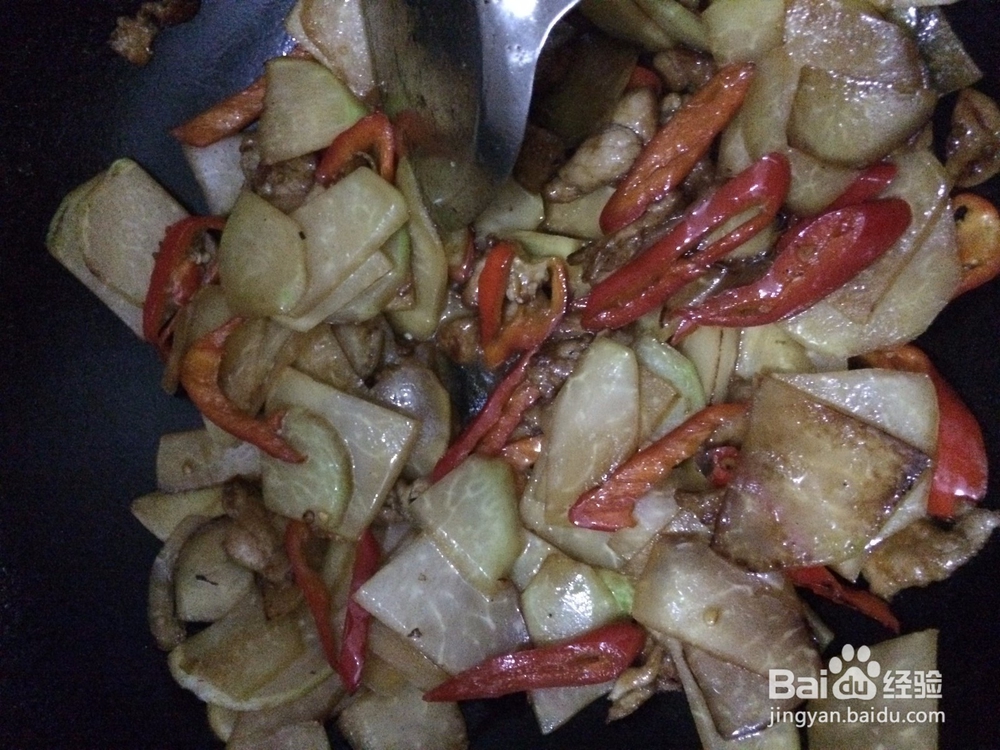 云南小瓜炒肉怎么炒？