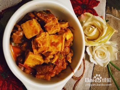 茄汁牛腩冻豆腐煲