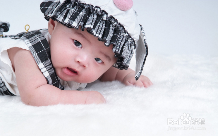 如何给儿童化妆