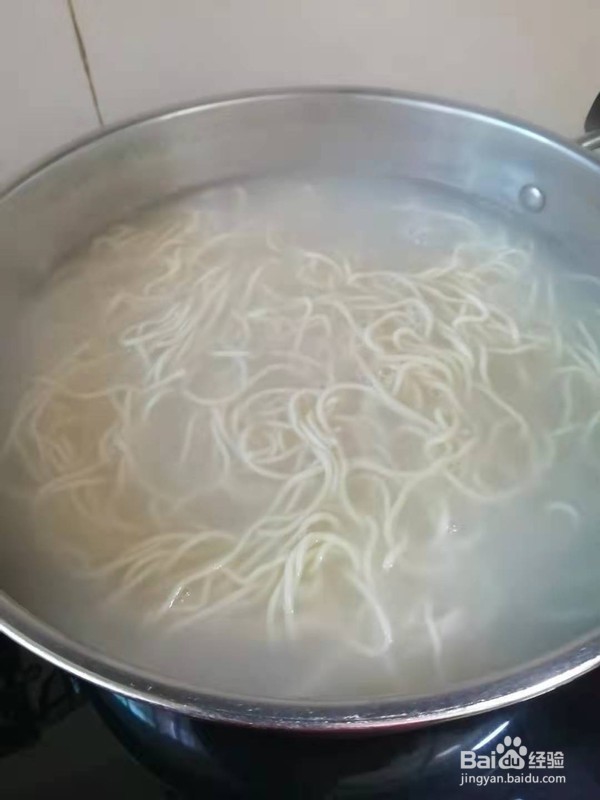 葱油面的制作方法