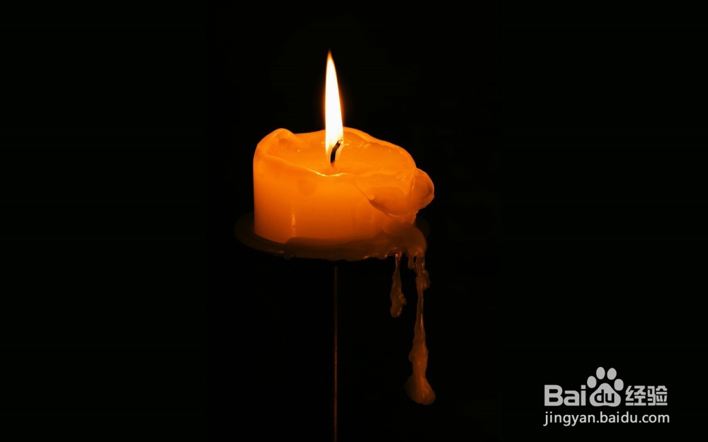 如何清理油腻腻的灶台？