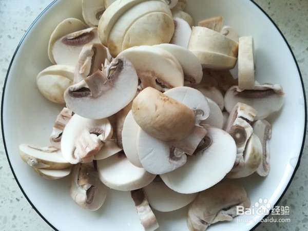 口蘑雪菜炖豆腐