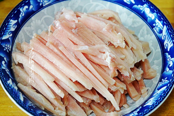 京酱肉丝卷筋饼