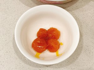 红薯咸蛋黄肉松蛋糕的做法